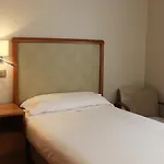 Hotel Carreño 2*