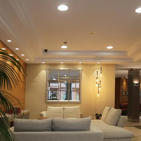 فندق Carreno 2*