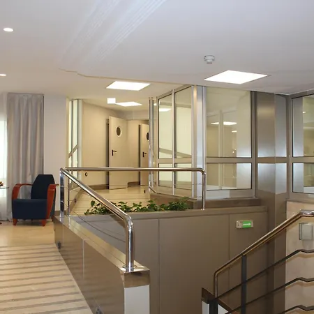 Carreno Otel 2*