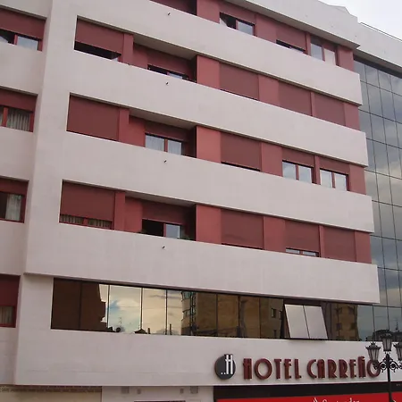 Otel Carreno 2*