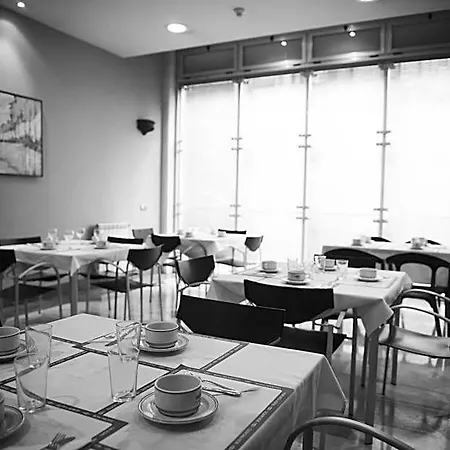Carreno Hotel