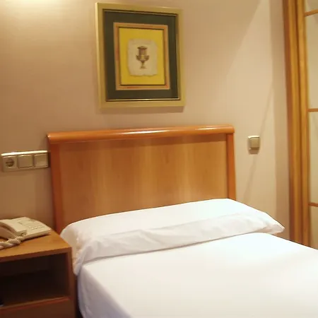 Carreno Otel 2*
